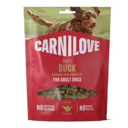 Carnilove Soft Snack Duck with Rosemary hundegodbidder i pose