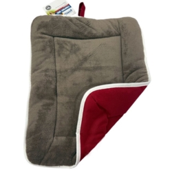 Med flot mørkerød knvas-bund