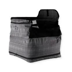 Air-Cushion See Out Safe Car Seat hundebilstol med hævet design og komfortabel polstring.
