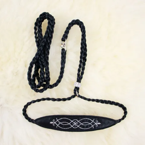 Udstillingsline | Flettet m. hagestykke | sort