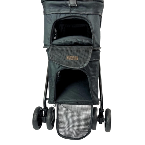 Her ses de to separate kabiner på klapvognen