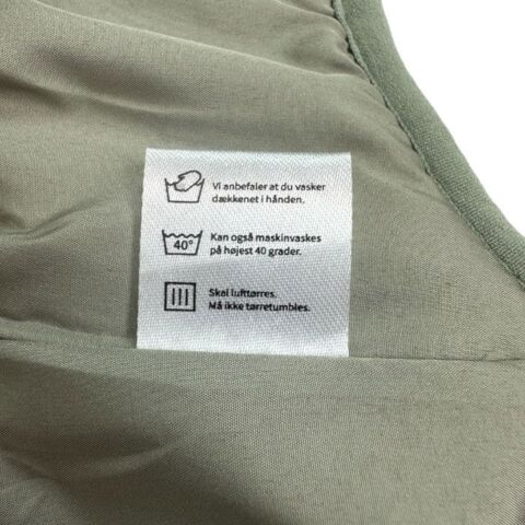 Ollipet Sirius de Luxe Dynejakke med refleks og sele - Vaskeanvisning