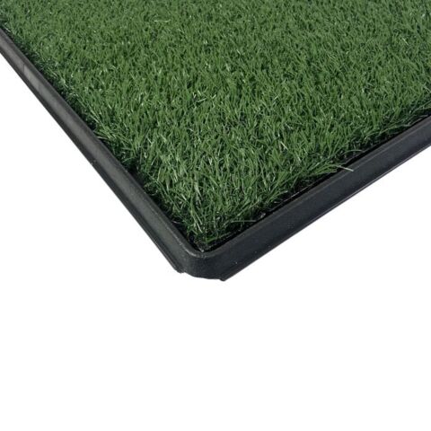 Kunstigt græs med bakke til hunde og hundehvalpe
