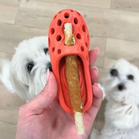 Lækkert tyggeben som sættes fast i hundelegetøjet. En populær snack for de fleste hunde