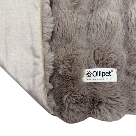 Med blød bagside og flot stoflogo