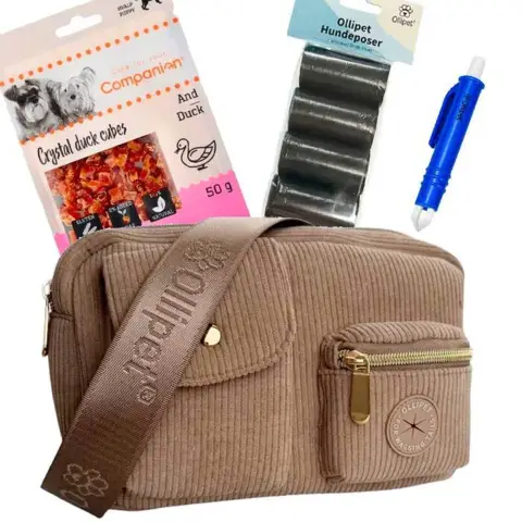 Ollipet Bijou godbidstaske med Companion Mini Duck Cubes og Ollipet hømhøm poser og flåttang