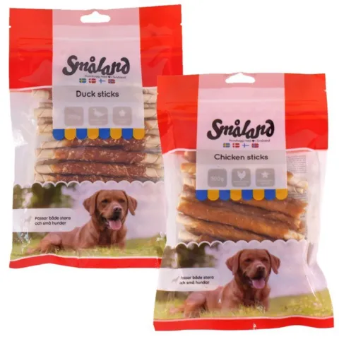 Forkæl din hund med Småland tyggestænger med and og kylling – et lækkert pakketilbud med 2 × 300 g til hyggelige tyggestunder