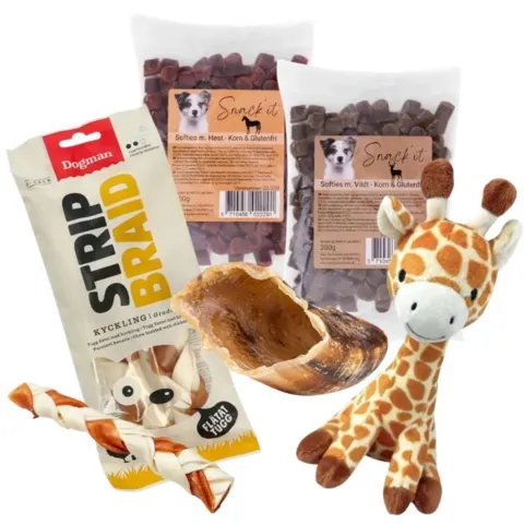 Hundens Hyggepakke med Chicken Strip Braid, to poser Snack’it Softies, en kalveklov og Ollipet Baby Sally uden piv
