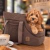Ollipet Barista bæretaske i mokka med blød fløjlstekstur, bærehanke og åben front til små hunde.