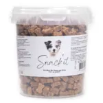 Snack'it Semi-Moist Mini Bones med struds er små bløde hundegodbidder med lækker smag. Korn- og glutenfri træningssnack.